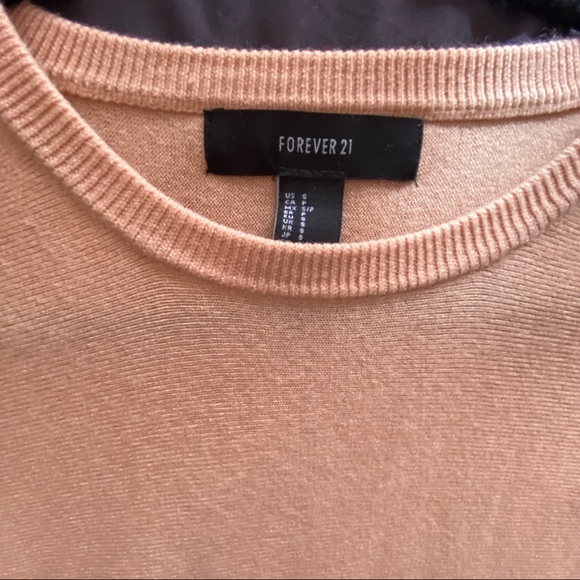 Peach coloured soft winter long sweater - Picture 2 of 6